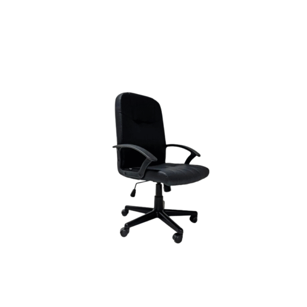 silla de oficina en vinipiel negra con diseño ejecutivo